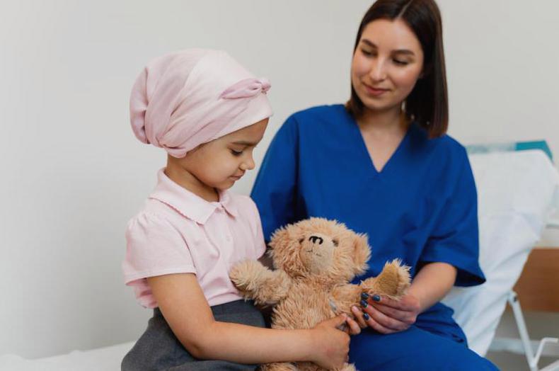Jak pomóc dzieciom z nowotworem